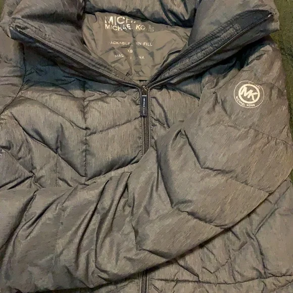 Michael Kors puffer jacket - Picture 4 of 4